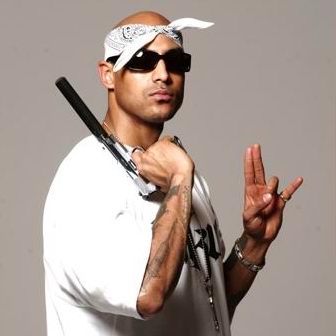                           BOOBA